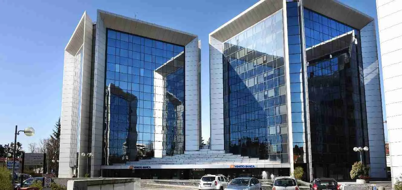 Camion e container in viaggio